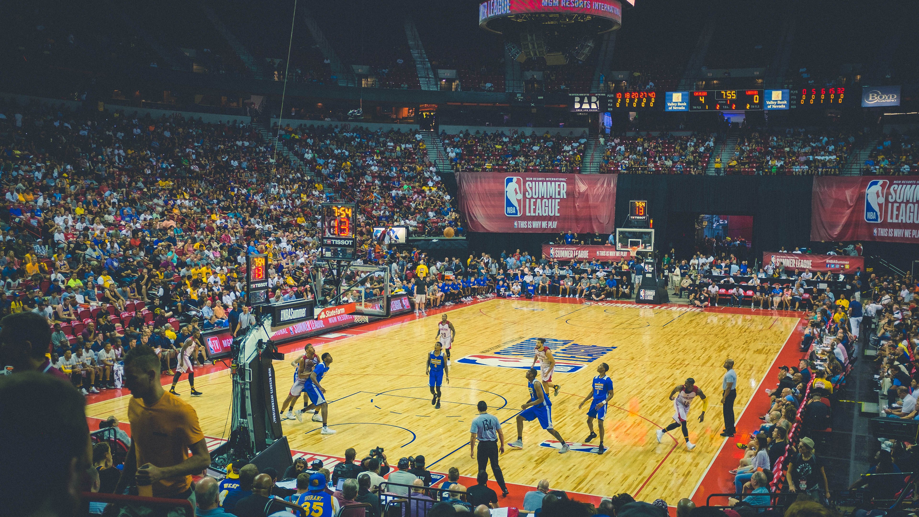 西班牙男队多项目均衡发展,西班牙男子国家队