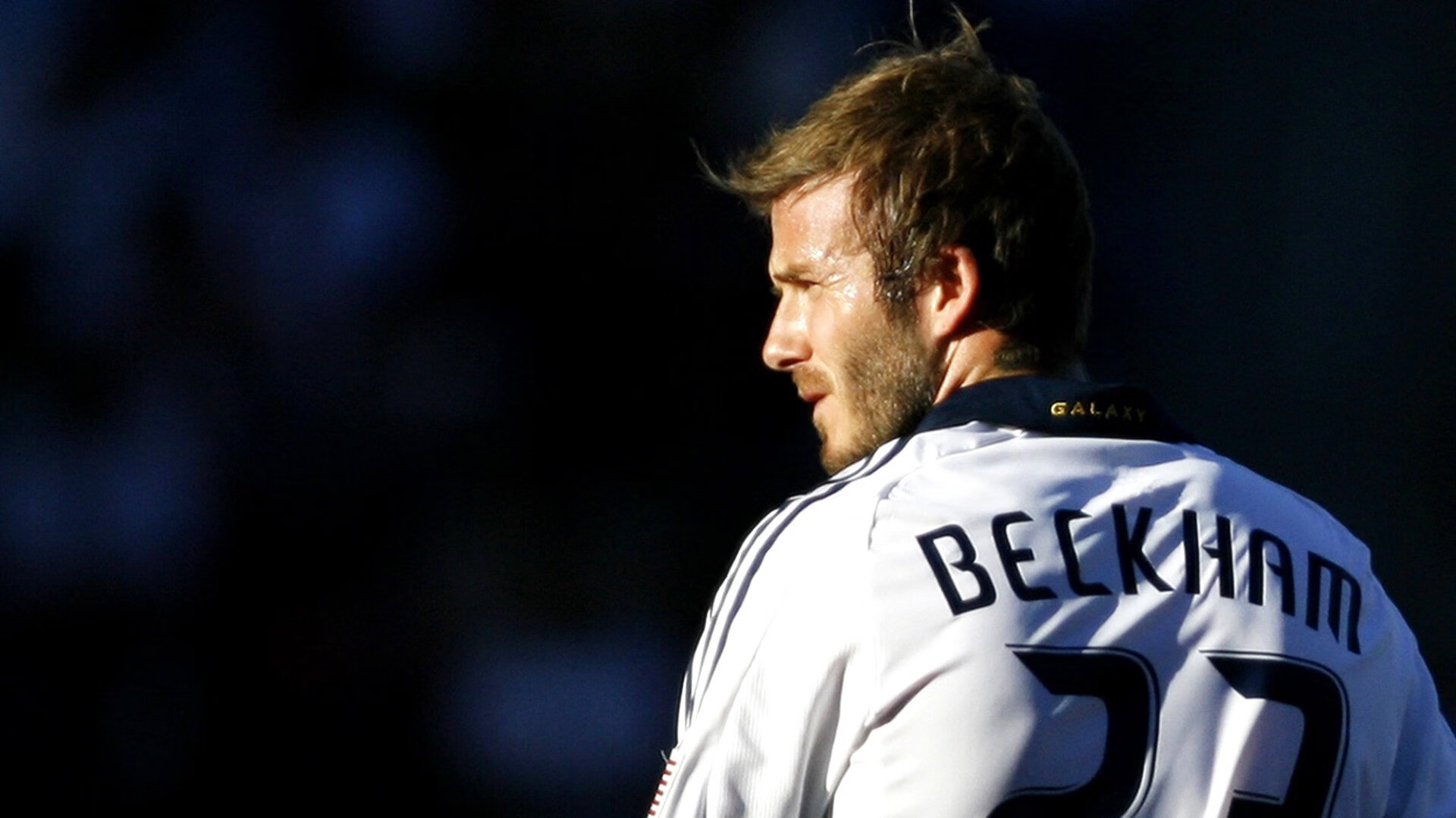 “胡利安·门德斯：阿根廷美洲狮队的进攻新星，未来可期”